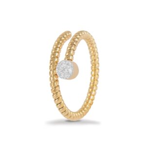 Anillo de oro amarillo con diamantes